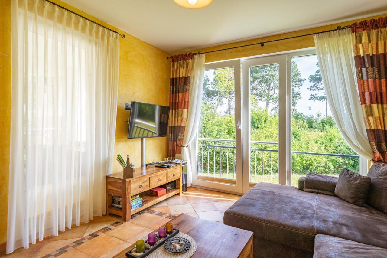 Ferienwohnung Romantica Am Strand Von Juliusruh Exteriör bild